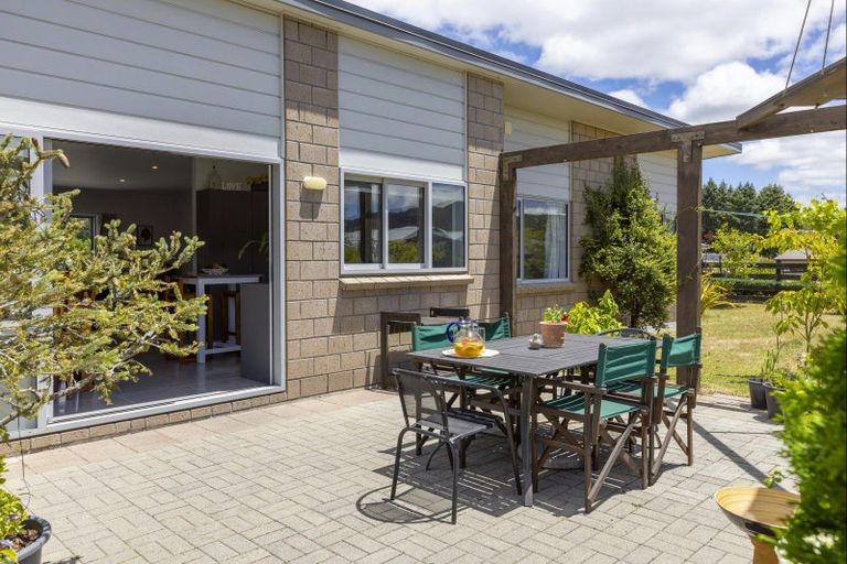 Photo of property in 3/500 Kinloch Road, Kinloch, Taupo, 3377