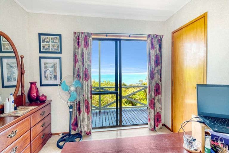 Photo of property in 24 Bay View Road, Cable Bay, 0420