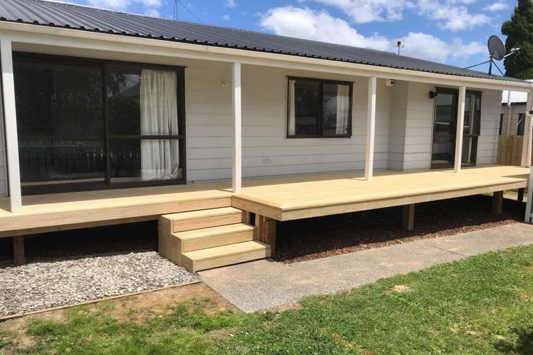 Photo of property in 6/1551 Great North Road, Waterview, Auckland, 1026