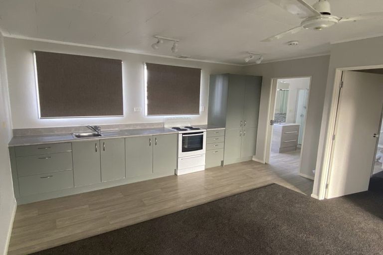 Photo of property in 43 Waimauku Station Road, Waimauku, 0812