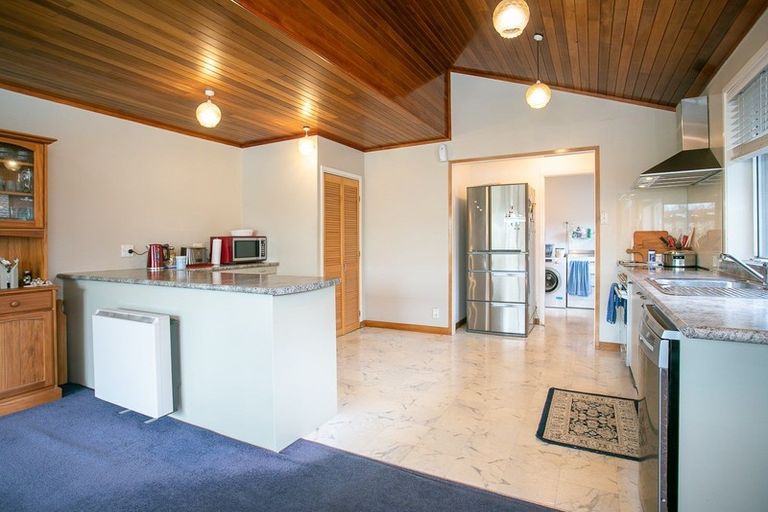 Photo of property in 165a Williams Street, Cambridge, 3434