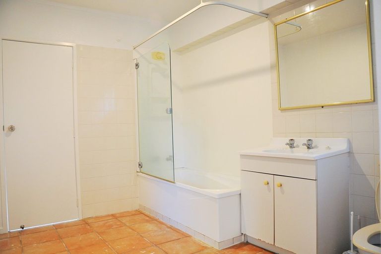 Photo of property in 50 Sartors Avenue, Browns Bay, Auckland, 0630