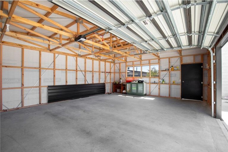 Photo of property in 4 Kinnaird Close, Alexandra, 9320