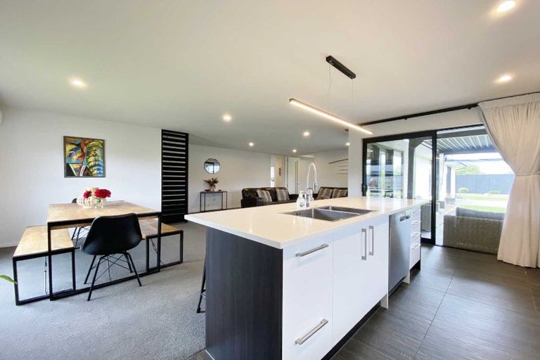 Photo of property in 7 Banded Place, Rolleston, 7615