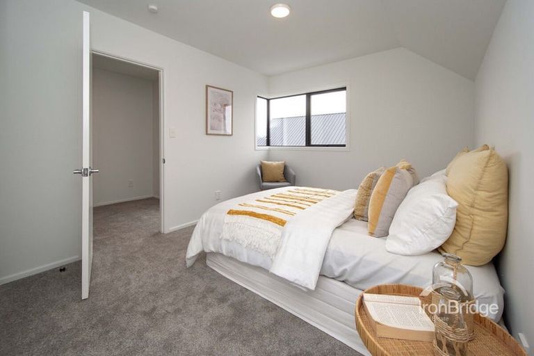 Photo of property in 12 Claverley Garden, Avonhead, Christchurch, 8042