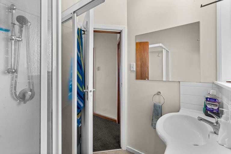 Photo of property in 12 Angela Street, Upper Riccarton, Christchurch, 8041