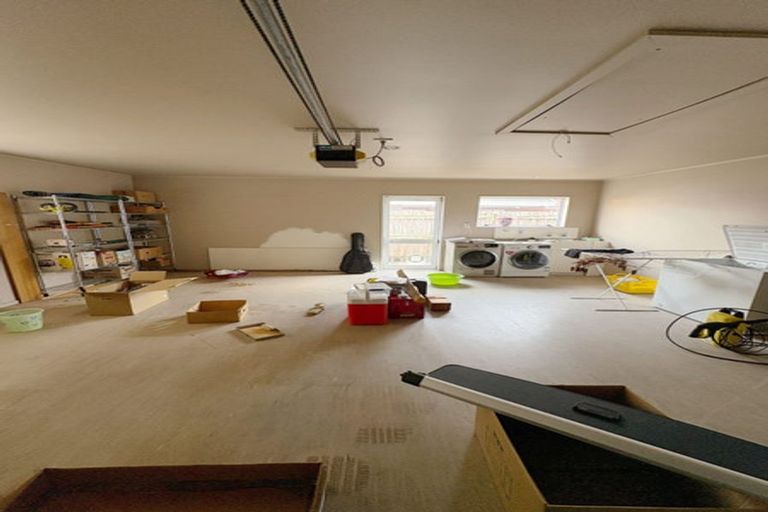 Photo of property in 1/6 Delamare Court, Sunnynook, Auckland, 0632