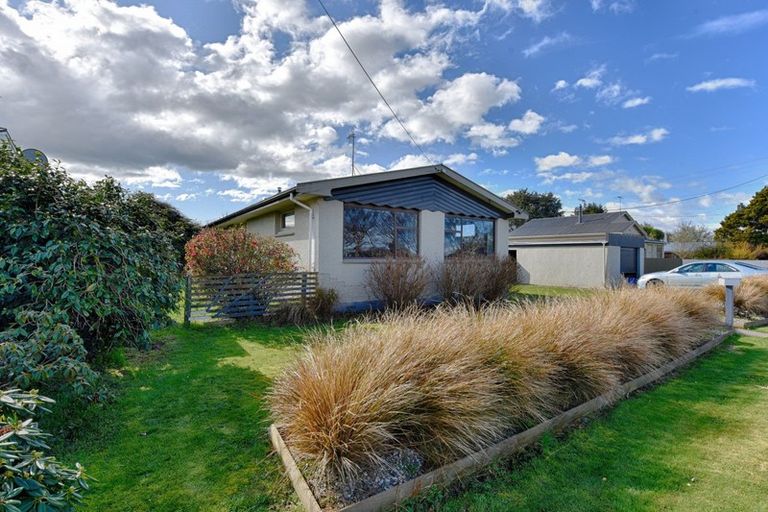 Photo of property in 55 Coutts Road, Gore, 9710