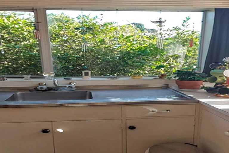 Photo of property in 1/196 Regan Street, Stratford, 4332