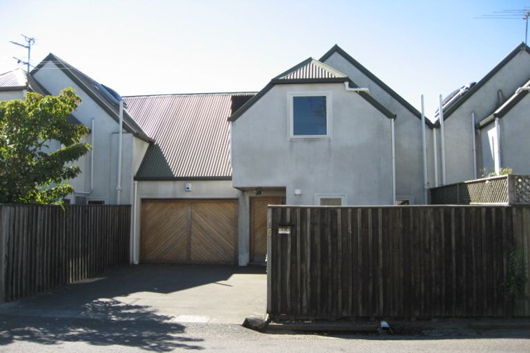 Photo of property in 2/67 Cox Street, Merivale, Christchurch, 8014