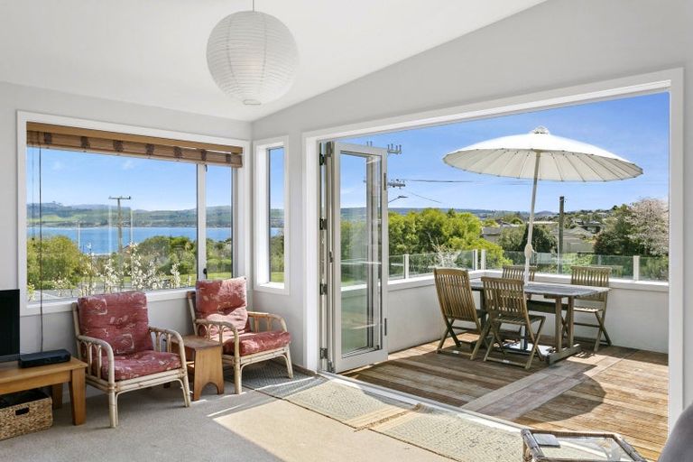 Photo of property in 35 Shepherd Road, Waipahihi, Taupo, 3330