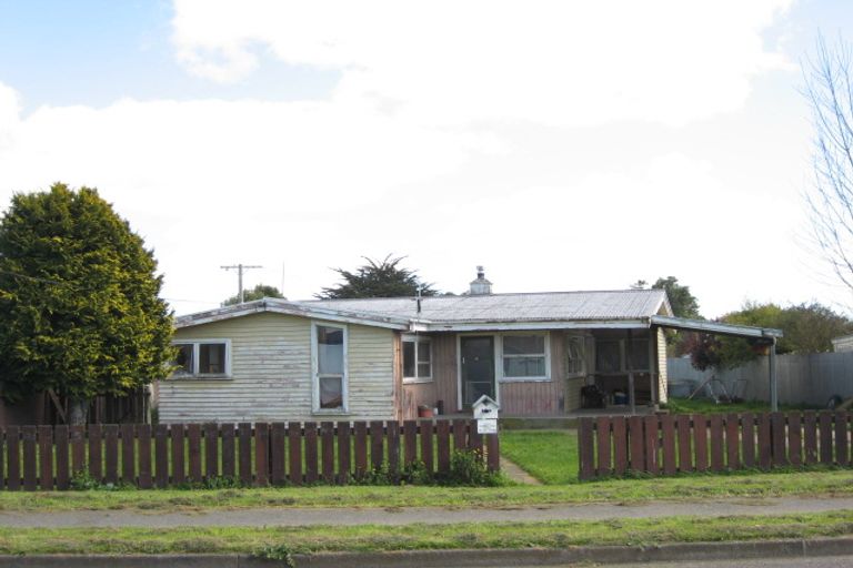 Photo of property in 39 Hammond Street, Bulls, 4818