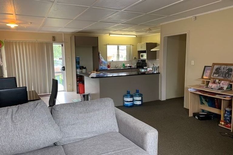 Photo of property in 11 Mataura Place, Clover Park, Auckland, 2019
