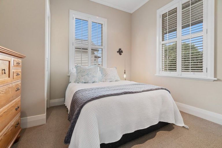 Photo of property in 21 St Aubyn Street, Devonport, Auckland, 0624