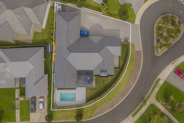 Photo of property in 3 Roseberry Place, Whitianga, 3510