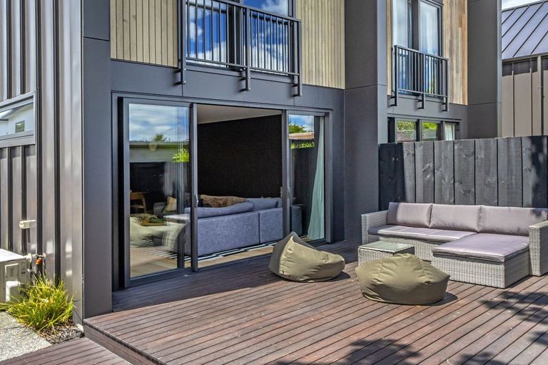 Photo of property in 4/19 Champion Street, Edgeware, Christchurch, 8013