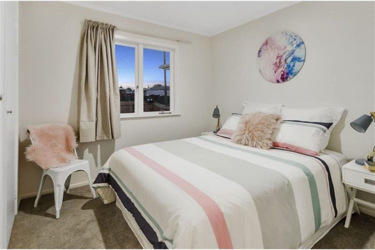 Photo of property in 128 Gloucester Road, Manurewa, Auckland, 2102