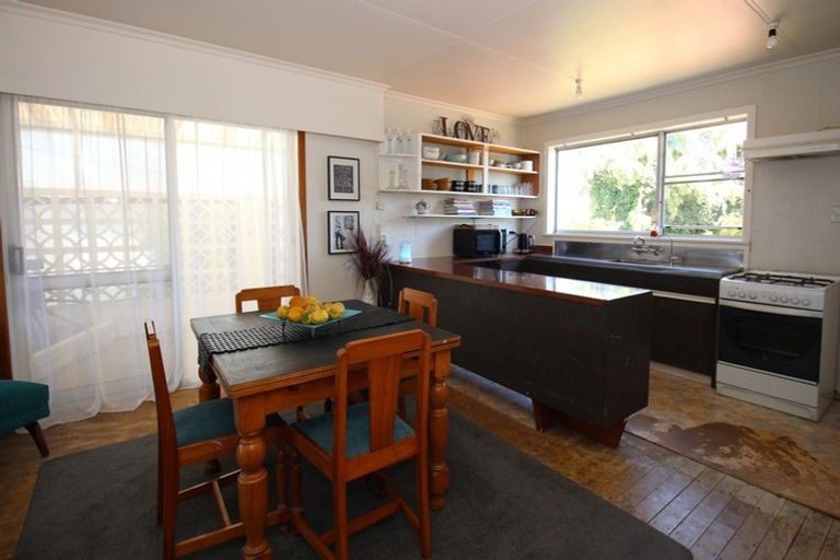 Photo of property in 1 Koromiko Street, Inglewood, 4330