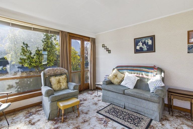 Photo of property in 74 Le Cren Street, Seaview, Timaru, 7910