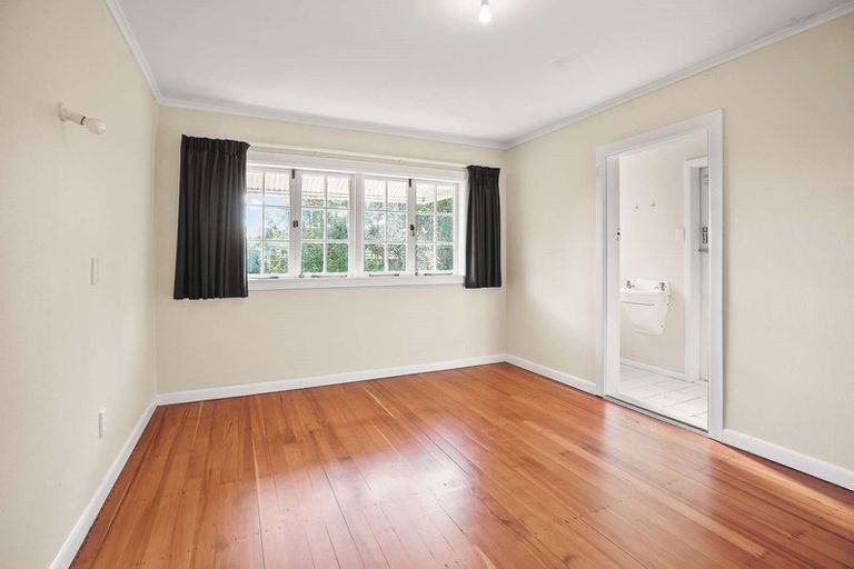 Photo of property in 16 Fowlers Avenue, Frankton, Hamilton, 3204