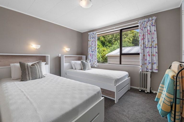 Photo of property in 18 Aoturoa Avenue, Rotoiti Forest, Rotorua, 3074