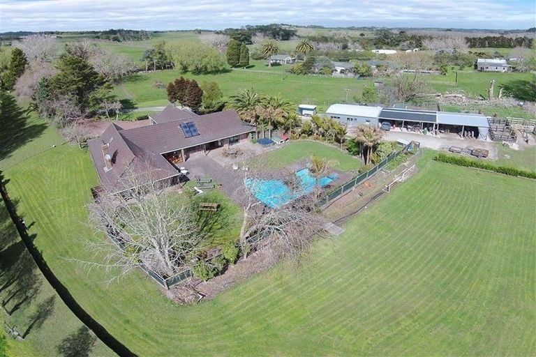 Photo of property in 28 Blackbridge Road, Dairy Flat, Albany, 0794