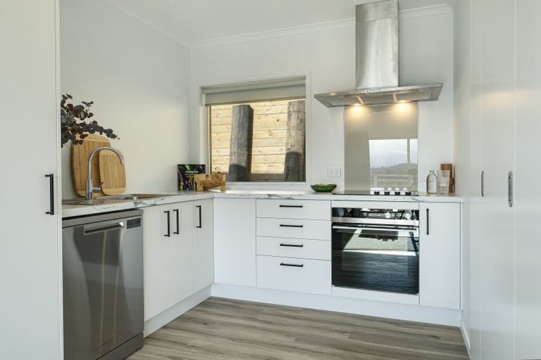 Photo of property in 32 Arapeta Place, Takaka, 7110