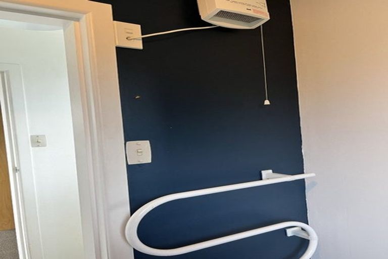 Photo of property in 6 Kaitawa Street, Waikanae Beach, Waikanae, 5036