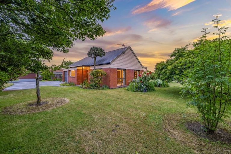 Photo of property in 18 Nepal Place, Burnside, Christchurch, 8053