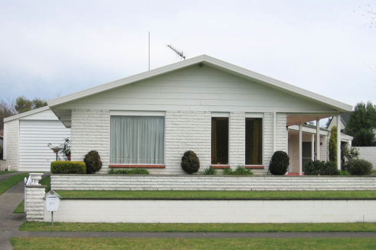 Photo of property in 43 Delamare Road, St Andrews, Hamilton, 3200