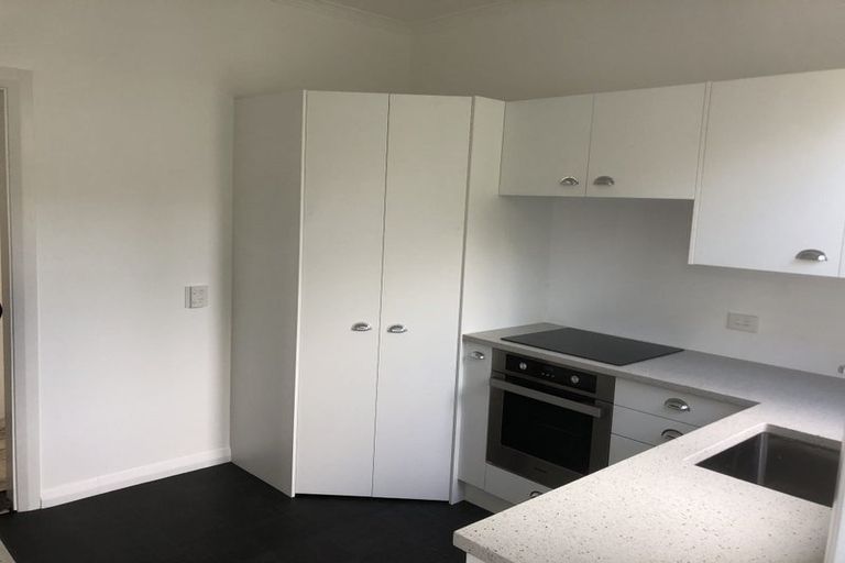 Photo of property in 17 Clutha Avenue, Khandallah, Wellington, 6035