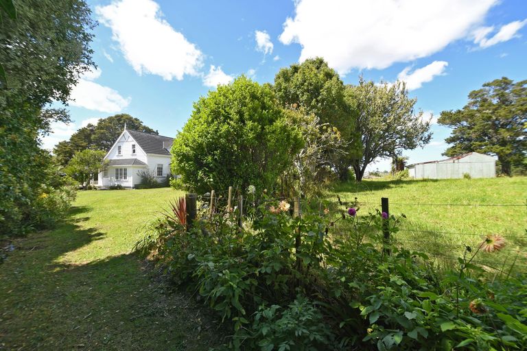 Photo of property in 2214 State Highway 1, Kaiwaka, 0573