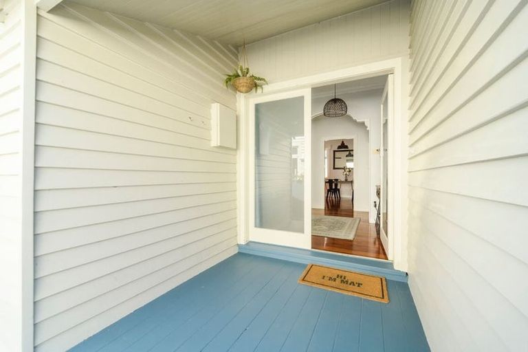 Photo of property in 293 Grey Street, Palmerston North, 4414