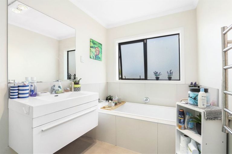 Photo of property in 63a Enderley Avenue, Enderley, Hamilton, 3214