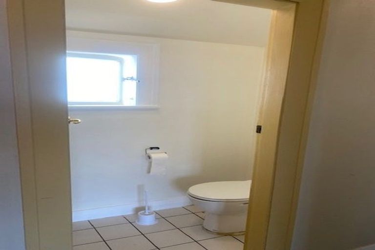 Photo of property in 9 Thompson Street, Mount Cook, Wellington, 6011