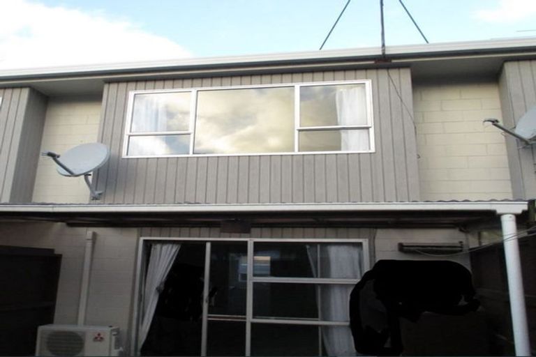 Photo of property in 6/42 Sheridan Drive, New Lynn, Auckland, 0600