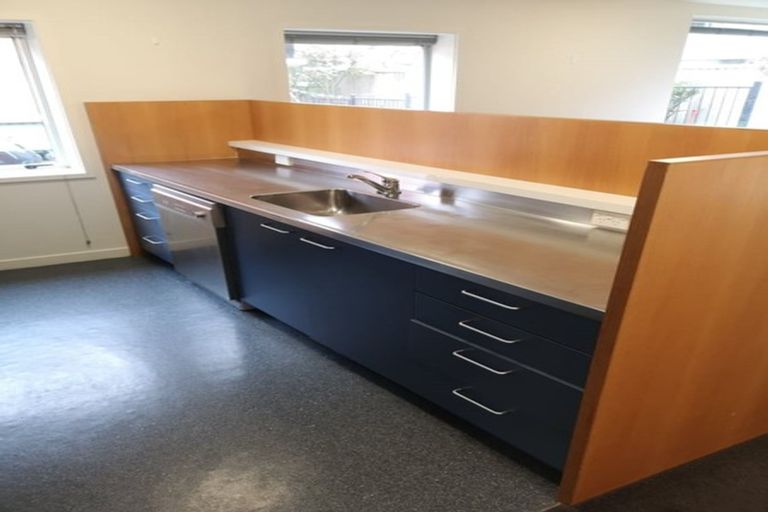 Photo of property in 21 Cambridge Terrace, Christchurch Central, Christchurch, 8013