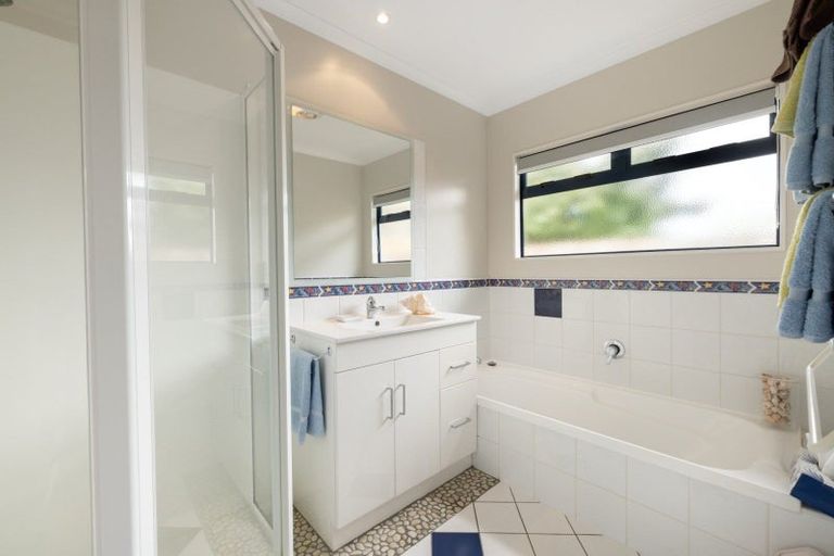 Photo of property in 291 Gravatt Road, Papamoa Beach, Papamoa, 3118