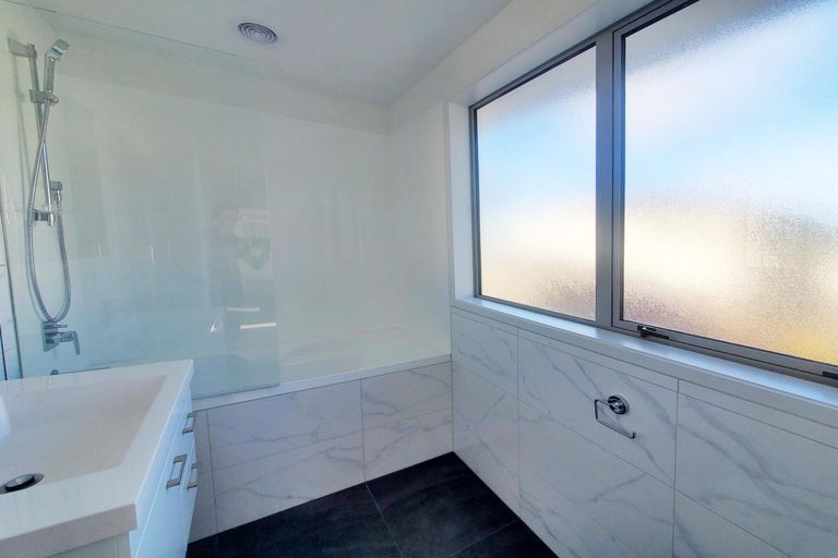 Photo of property in 13c Oxford Road, Manurewa, Auckland, 2102