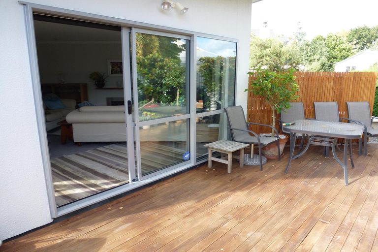 Photo of property in 28a South Street, West End, Palmerston North, 4410