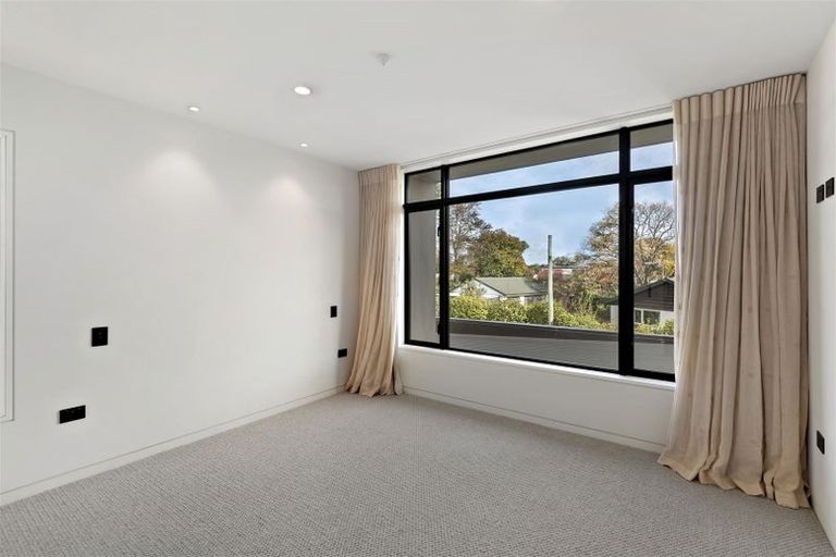 Photo of property in 114a Paparoa Street, Papanui, Christchurch, 8053