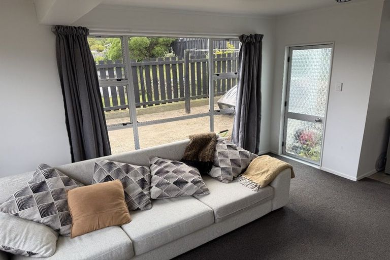 Photo of property in 3 Rydal Place, Southgate, Wellington, 6023