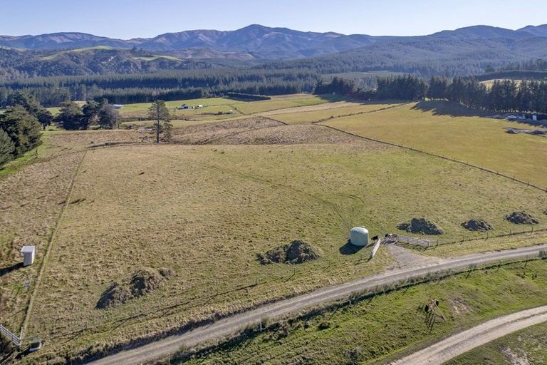 Photo of property in 562 Loburn Kowai Road, Loburn, Rangiora, 7472