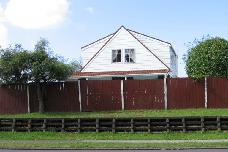 Photo of property in 43 Glenmore Road, Sunnyhills, Auckland, 2010