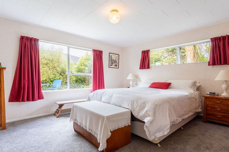 Photo of property in 15 Belvedere Avenue, Waikanae, 5036