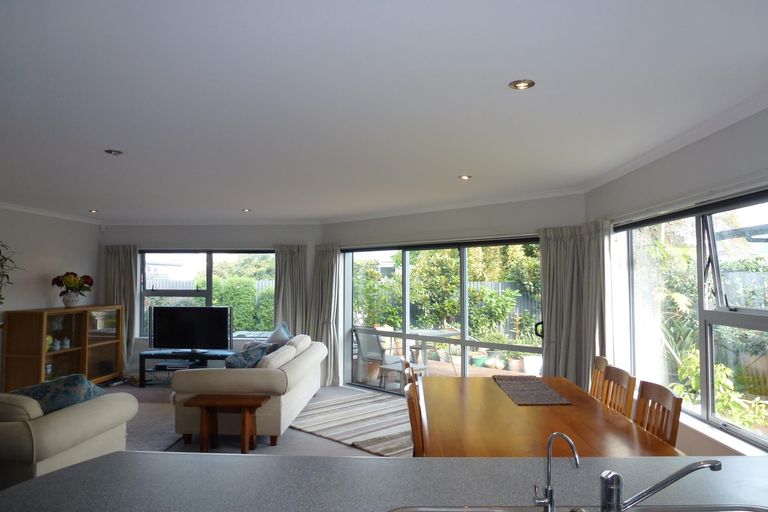 Photo of property in 28a South Street, West End, Palmerston North, 4410