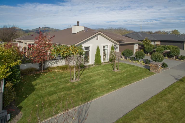 Photo of property in 15 Old Red Barn Road, Halswell, Christchurch, 8025