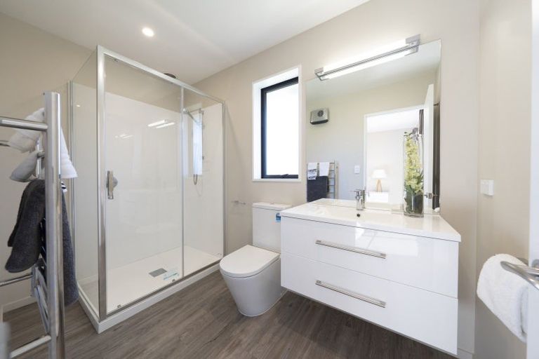 Photo of property in 6 Deans Place, Amberley, 7410