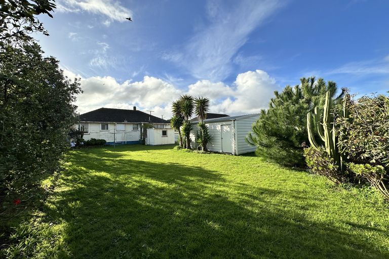 Photo of property in 141 Puriri Street, Castlecliff, Whanganui, 4501