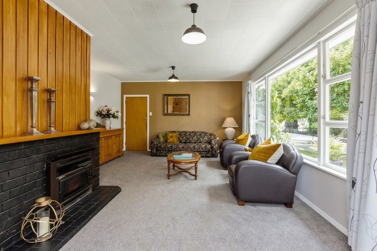 Photo of property in 22 Goulter Street, Clive, Hastings, 4180